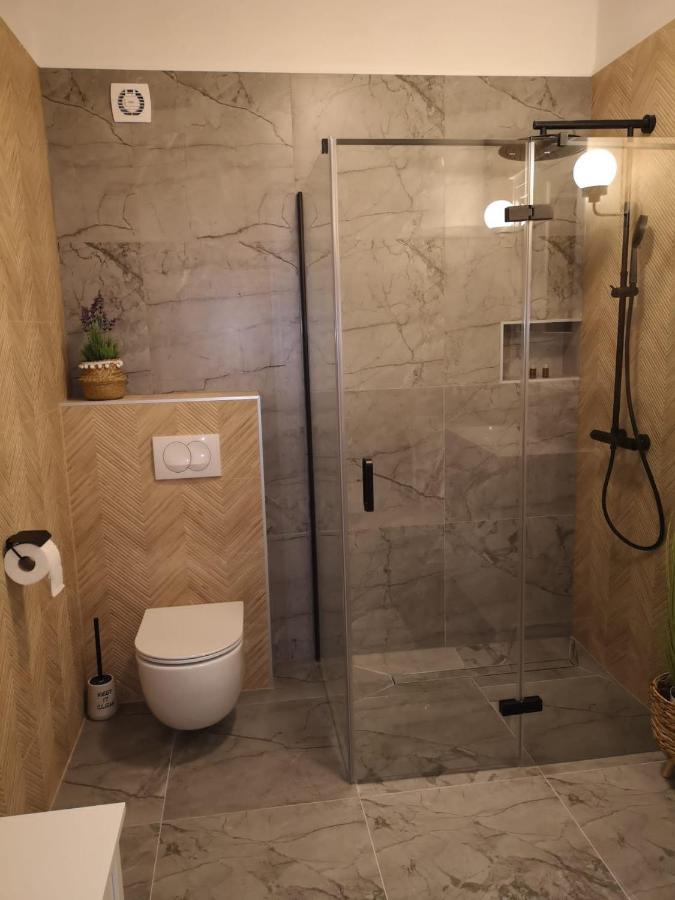 Lovro Luxury Apartment With Jacuzzi And Terrace Sea View Sali Exteriér fotografie